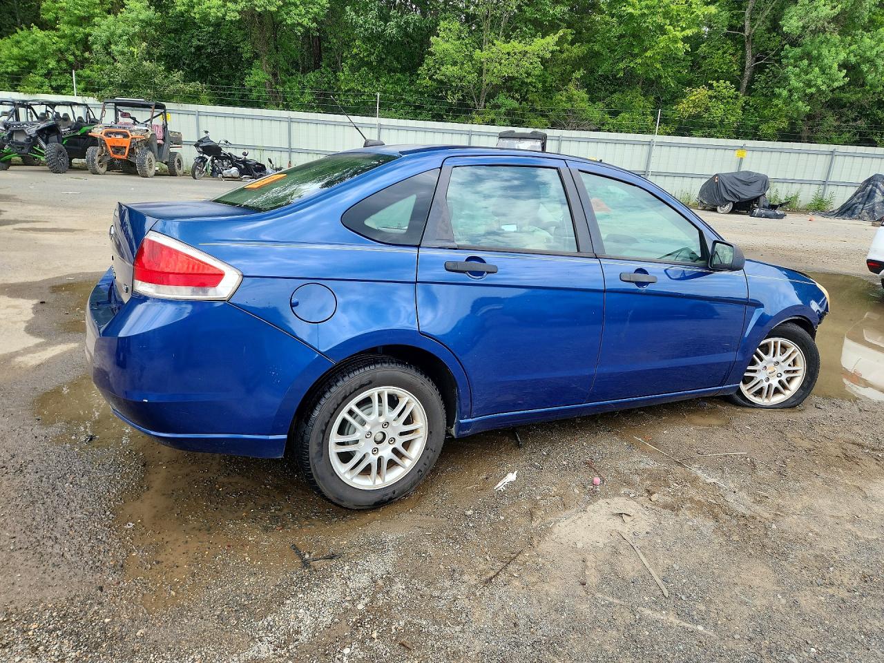 2009 Ford Focus Se Blue vin: 1FAHP35N69W118817