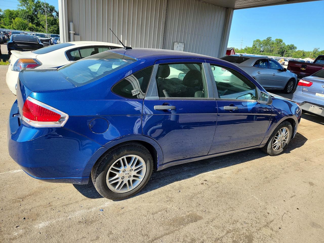 2009 Ford Focus Se Blue vin: 1FAHP35N69W210803