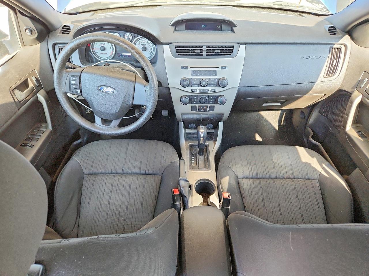 2009 Ford Focus Se Blue vin: 1FAHP35N69W210803