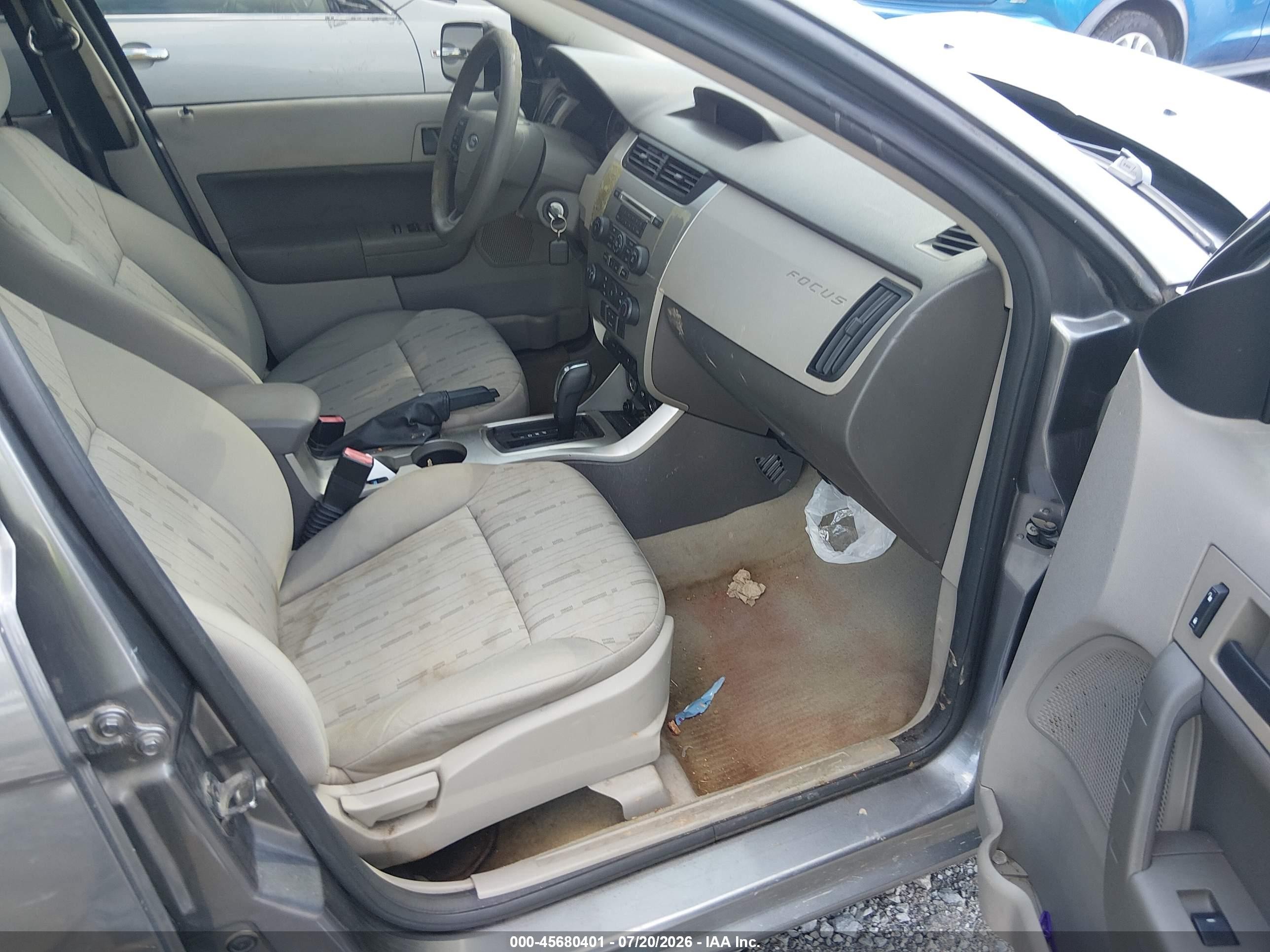 2009 Ford Focus Se Gray vin: 1FAHP35N69W222935