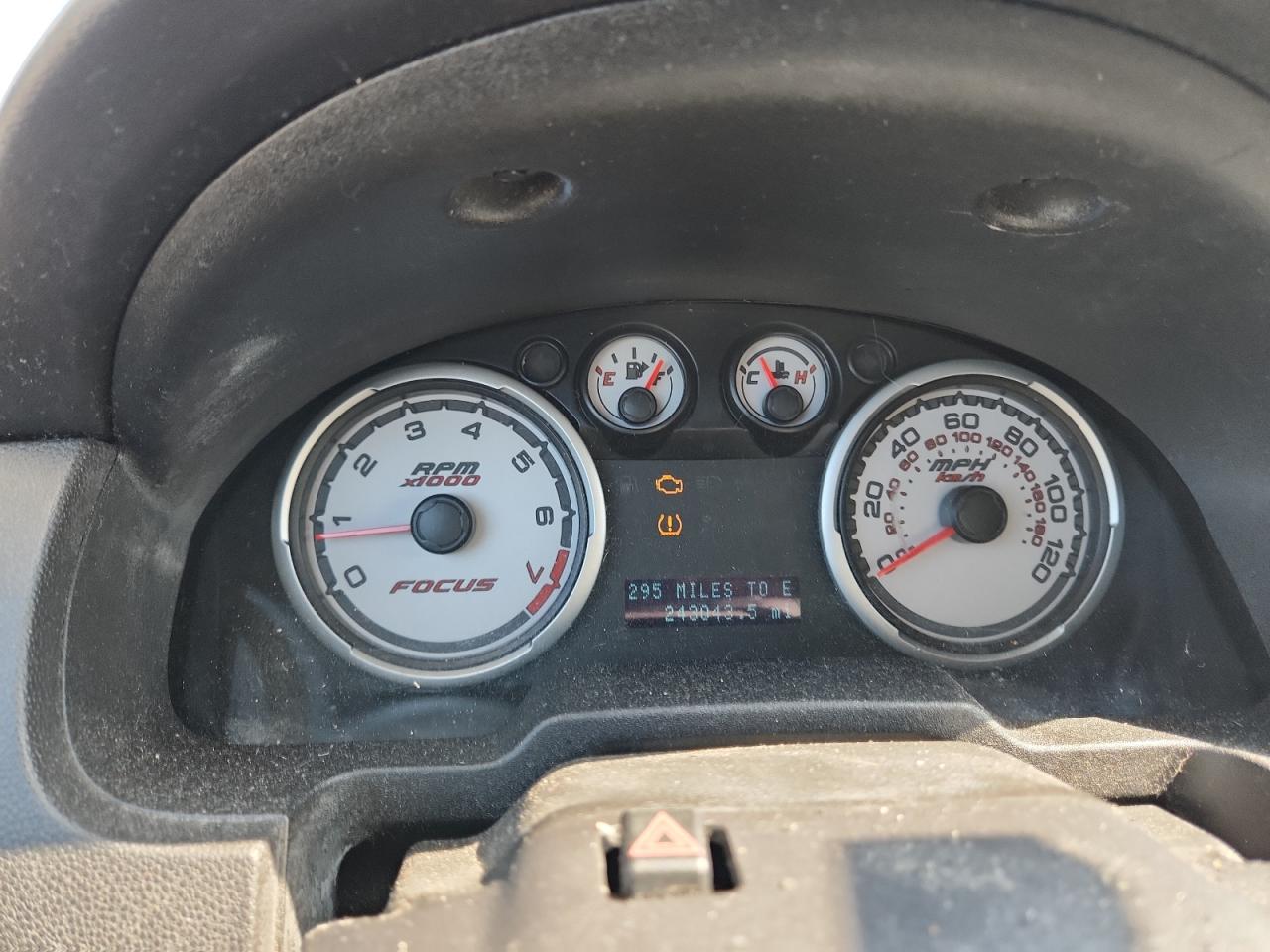2009 Ford Focus Se White vin: 1FAHP35N79W110340