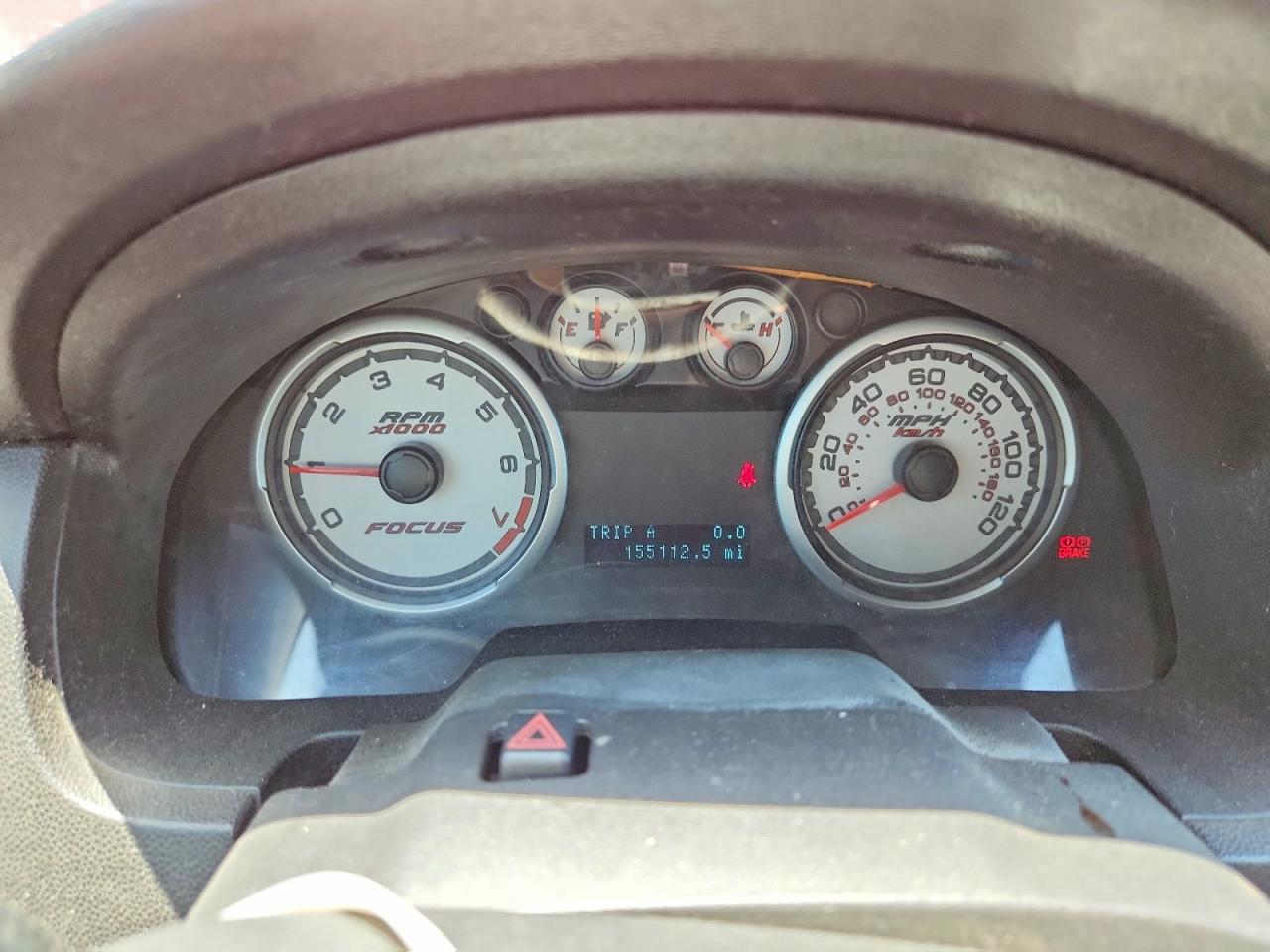 2009 Ford Focus Se Red vin: 1FAHP35N79W194384
