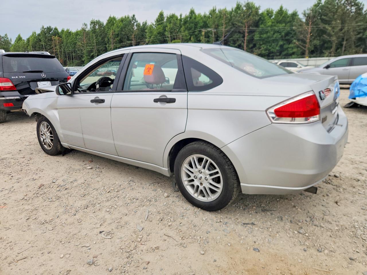 2009 Ford Focus Se Серебряный vin: 1FAHP35N79W234091