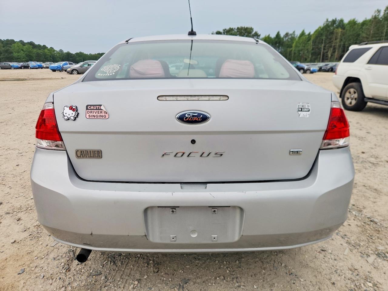 2009 Ford Focus Se Серебряный vin: 1FAHP35N79W234091