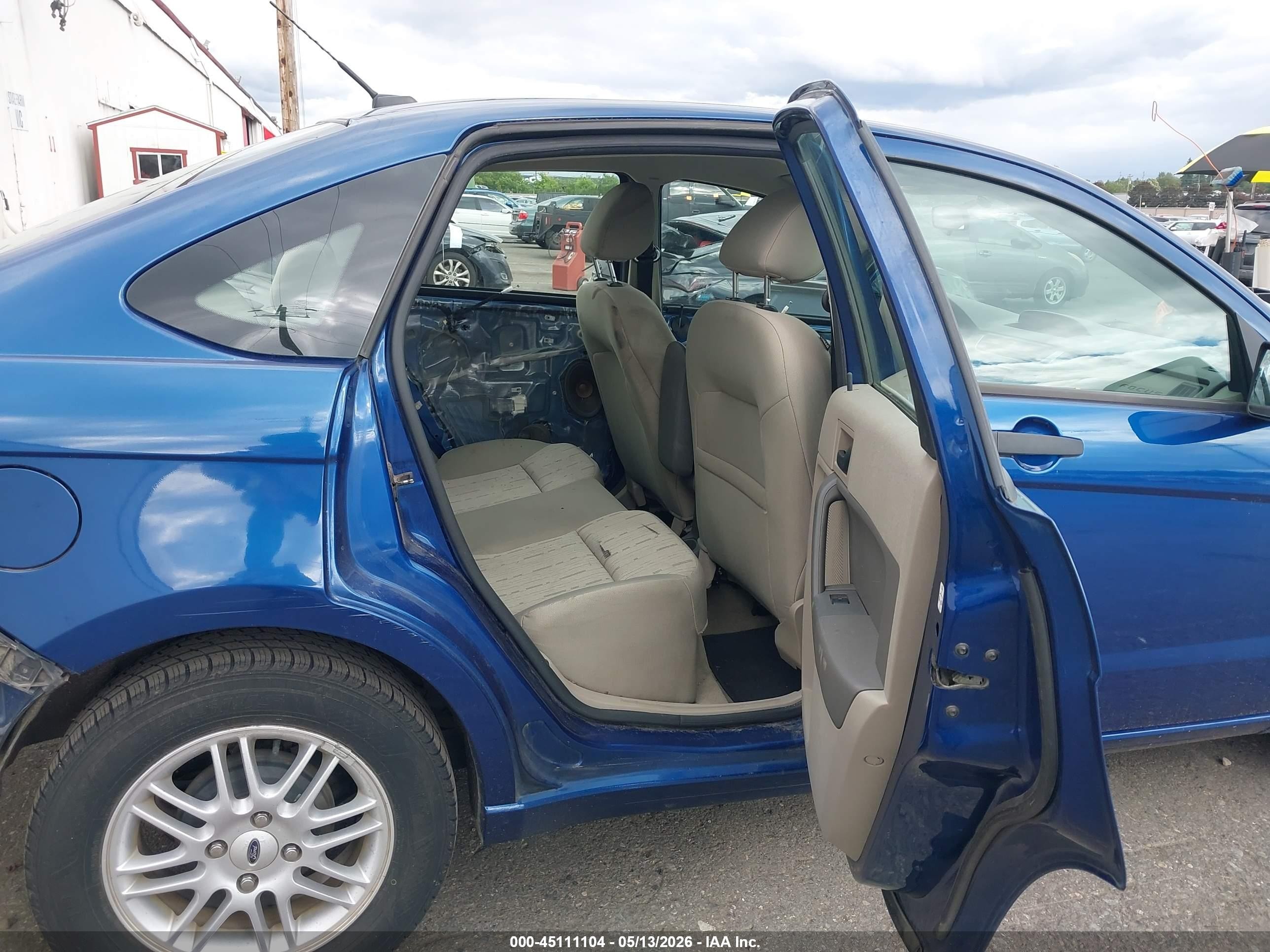 2009 Ford Focus Se Blue vin: 1FAHP35N79W234947