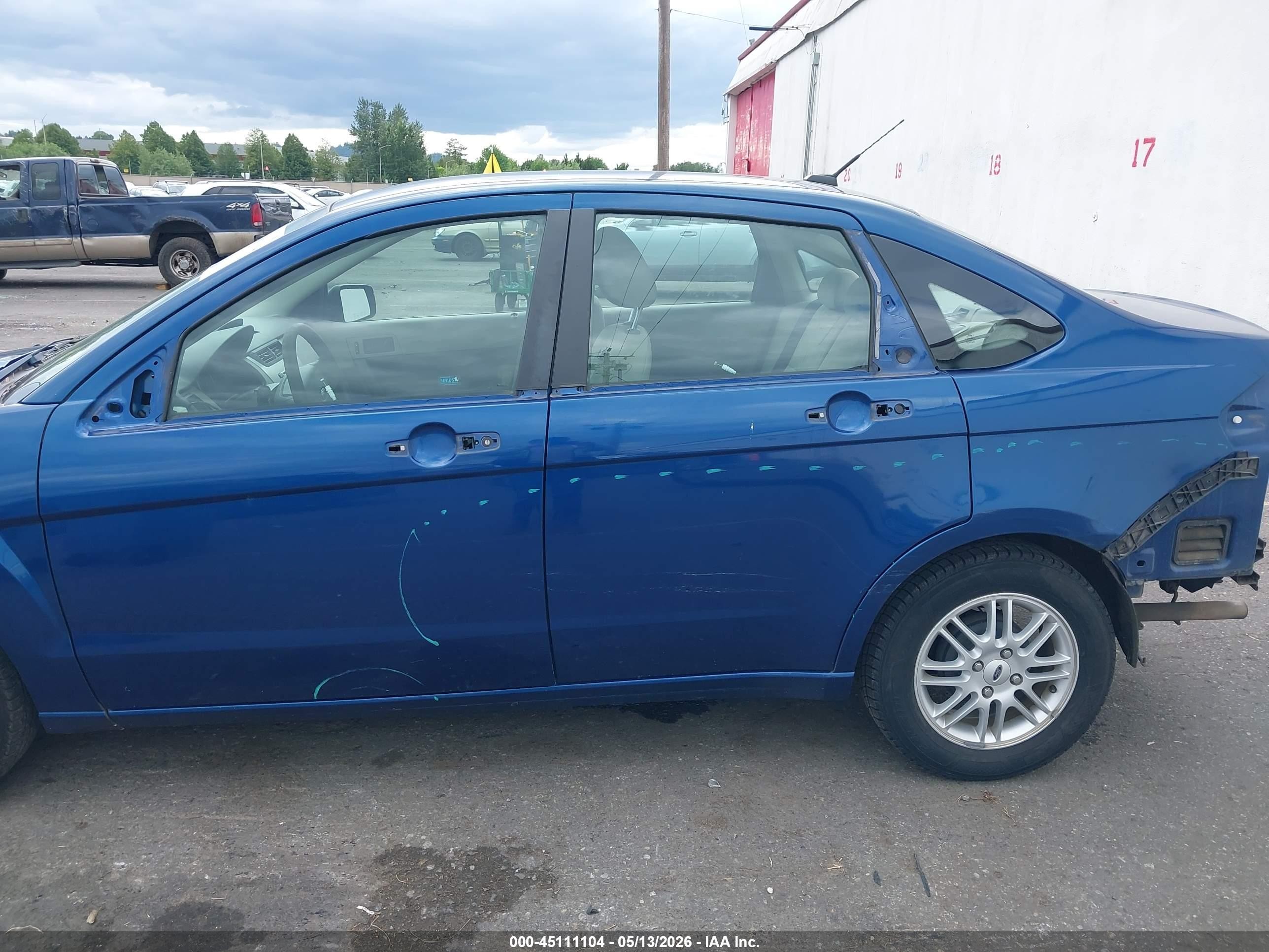 2009 Ford Focus Se Blue vin: 1FAHP35N79W234947
