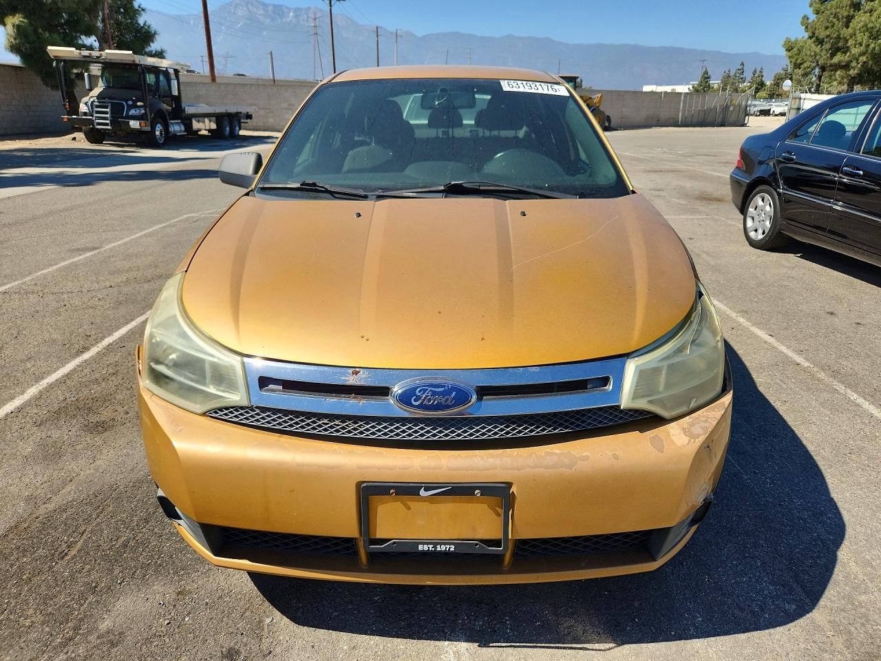 2009 Ford Focus Se Gold vin: 1FAHP35N79W259573