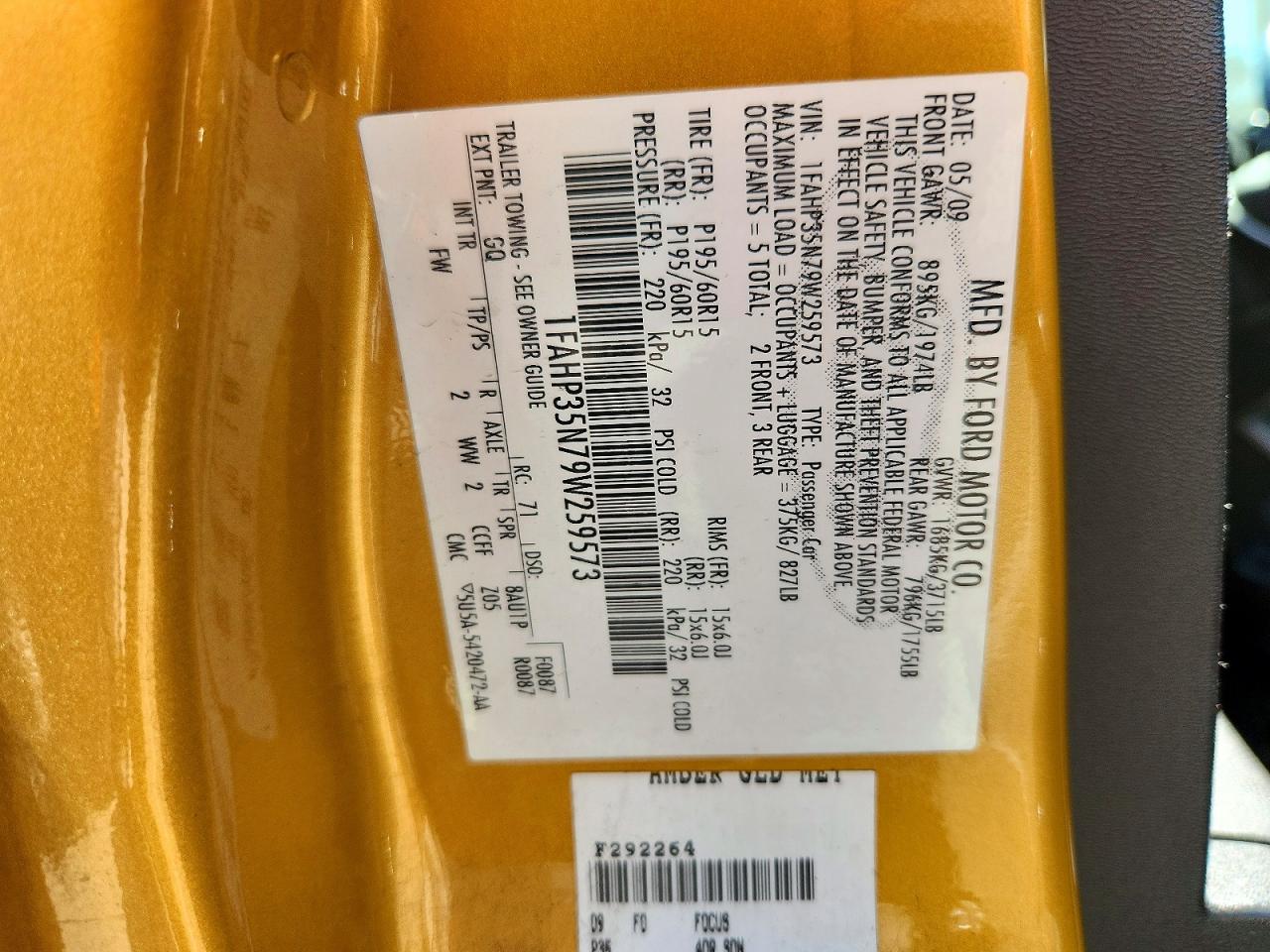 2009 Ford Focus Se Gold vin: 1FAHP35N79W259573