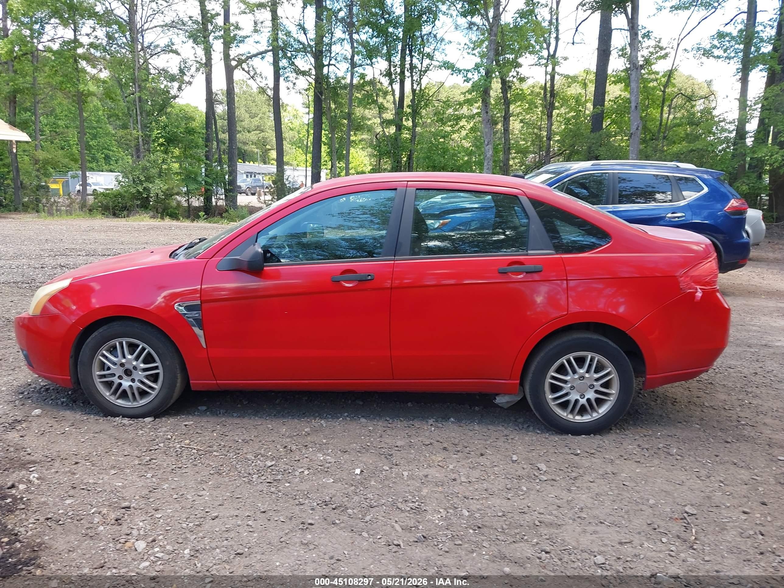 2008 Ford Focus Se/ses Red vin: 1FAHP35N88W129235