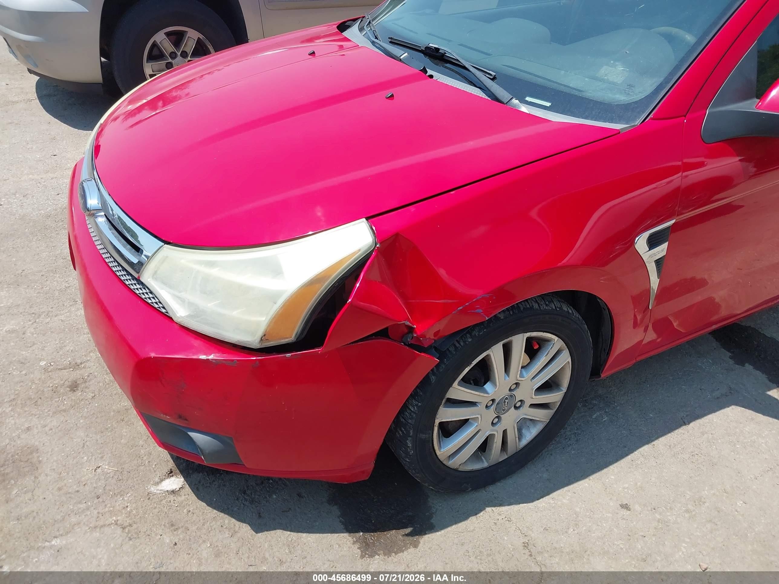 2008 Ford Focus Se/sel/ses Red vin: 1FAHP35N88W246717