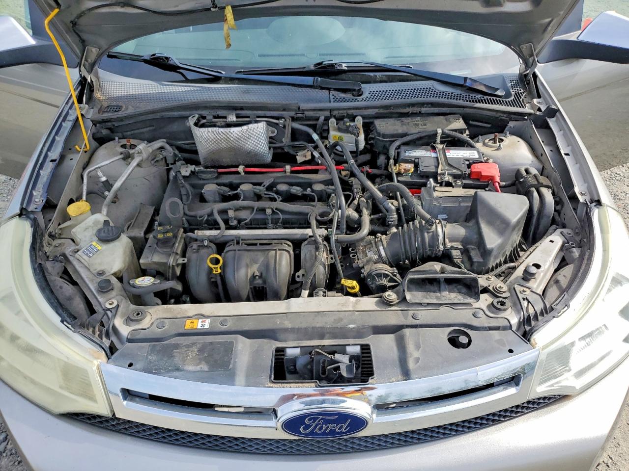 2008 Ford Focus Se Серебряный vin: 1FAHP35N88W287140