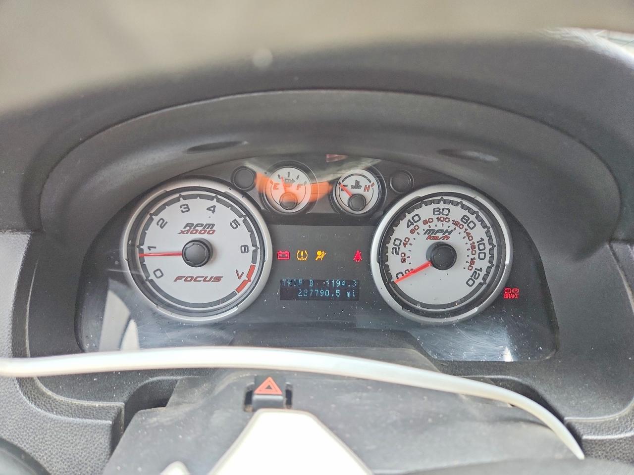 2009 Ford Focus Se Red vin: 1FAHP35N89W217168