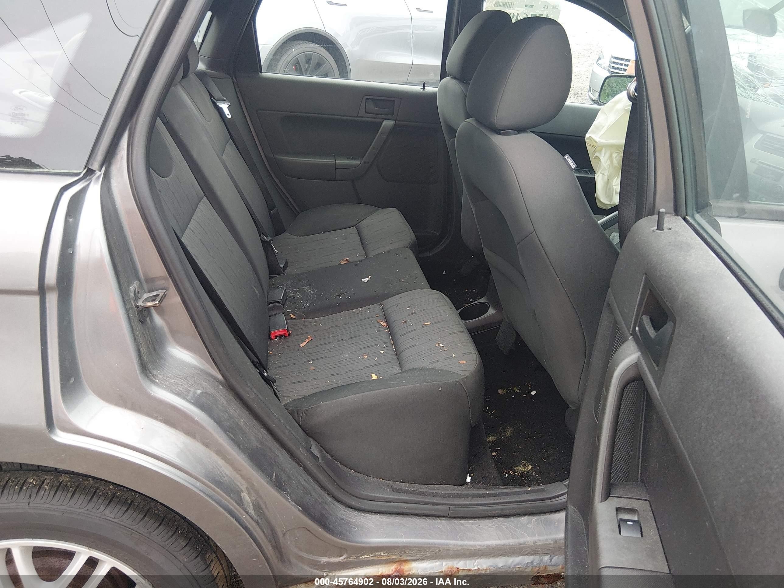 2009 Ford Focus Se Gray vin: 1FAHP35N89W226887