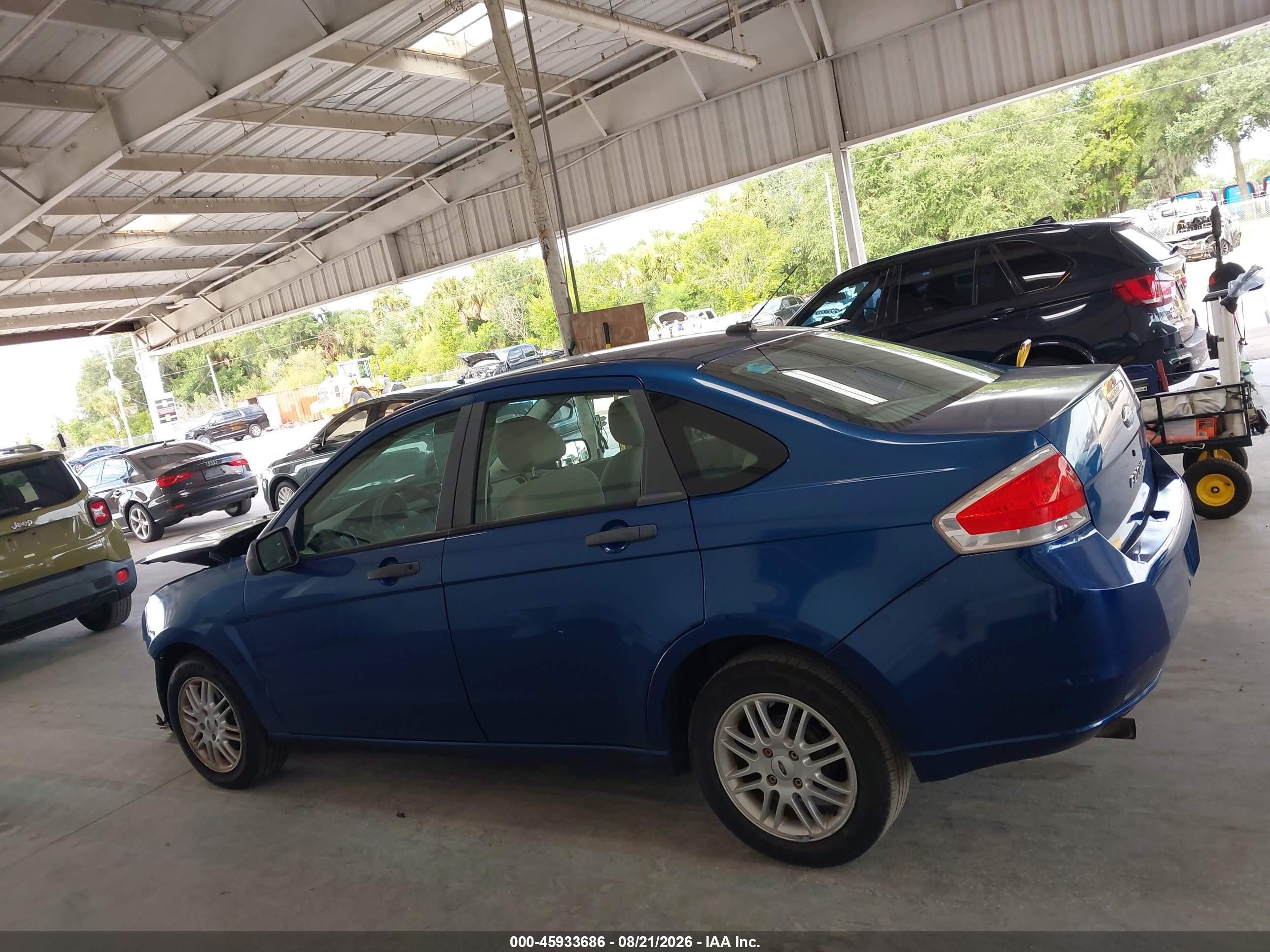 2009 Ford Focus Se Blue vin: 1FAHP35N89W234178