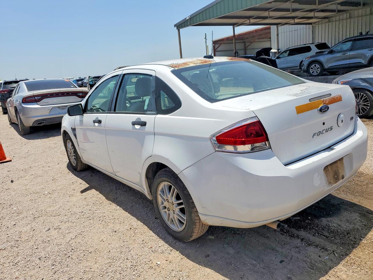 2008 Ford Focus Se Белый vin: 1FAHP35N98W108118