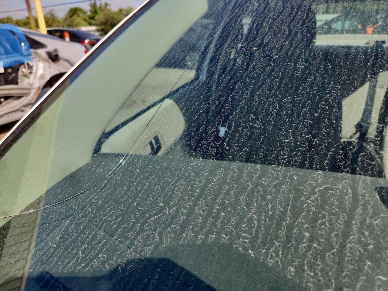 2008 Ford Focus Se Белый vin: 1FAHP35N98W108118 Damage: Windshield, Broken, Replacement Required