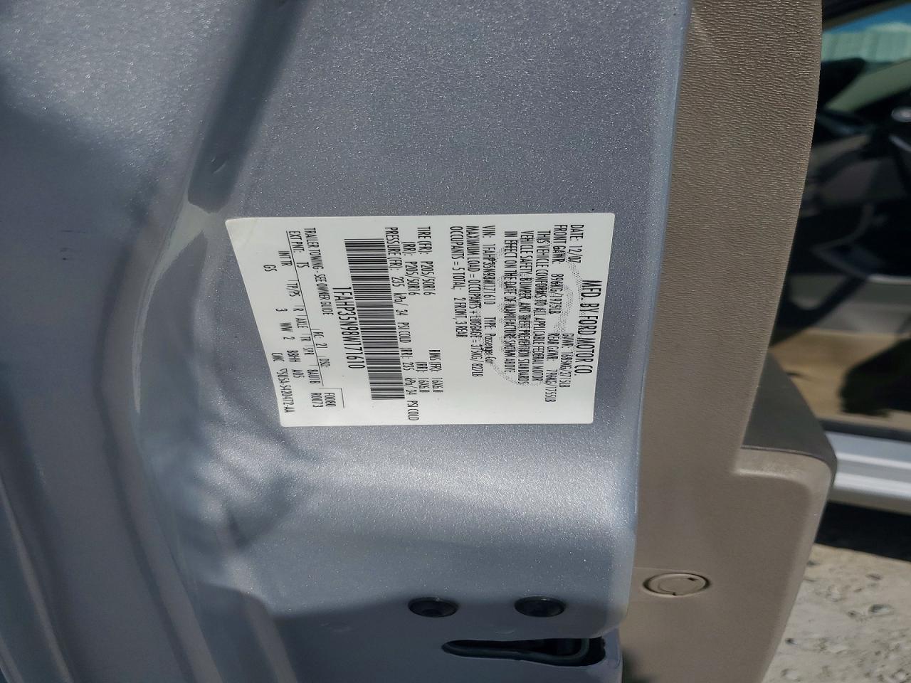 2008 Ford Focus Se Silver vin: 1FAHP35N98W171610