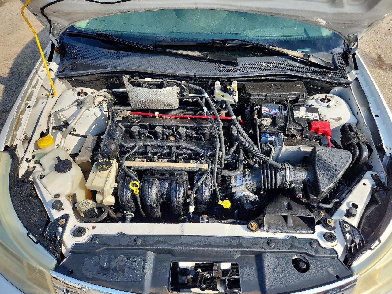 2008 Ford Focus Se Белый vin: 1FAHP35N98W183675