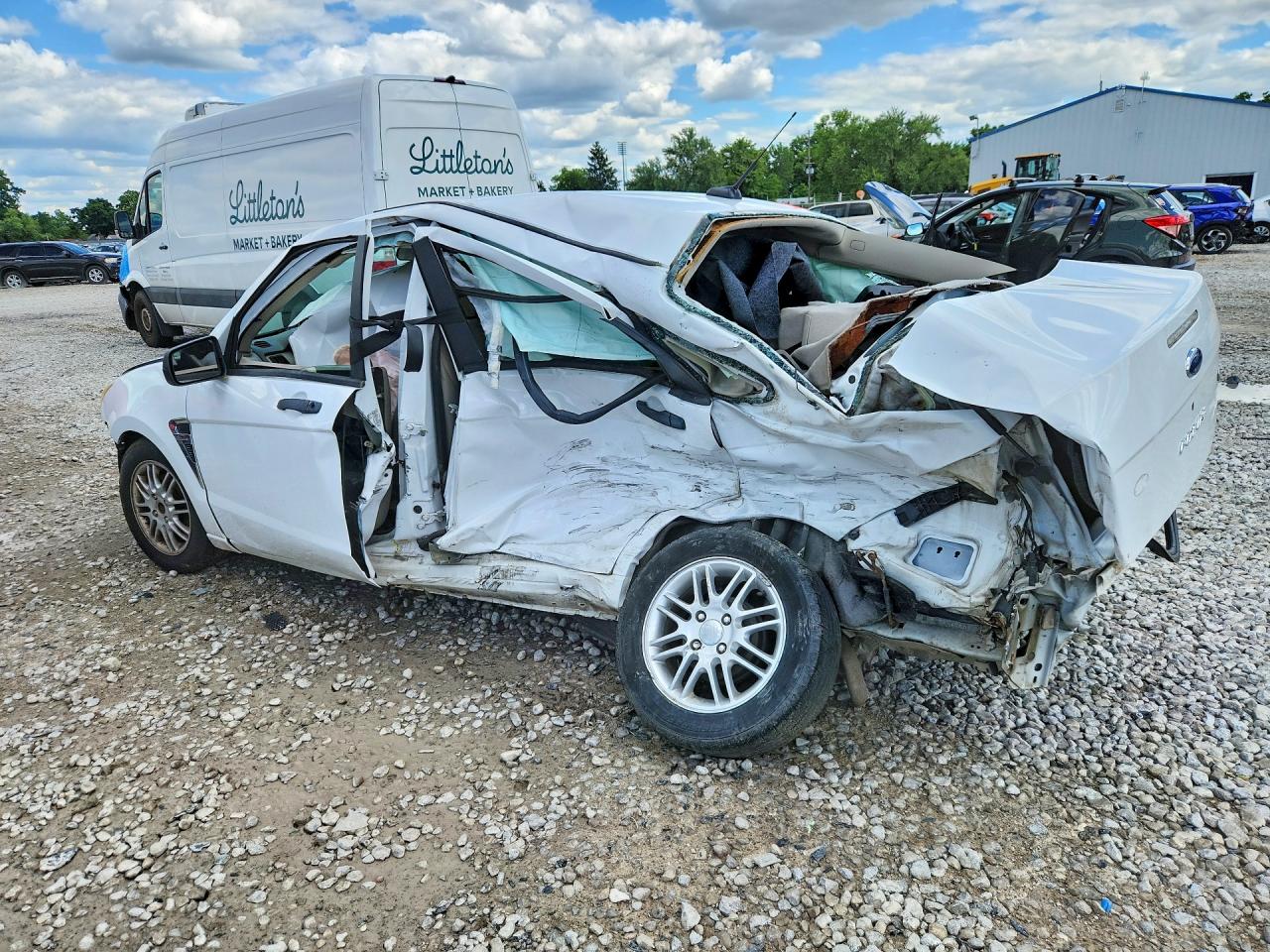 2008 Ford Focus Se White vin: 1FAHP35N98W209014