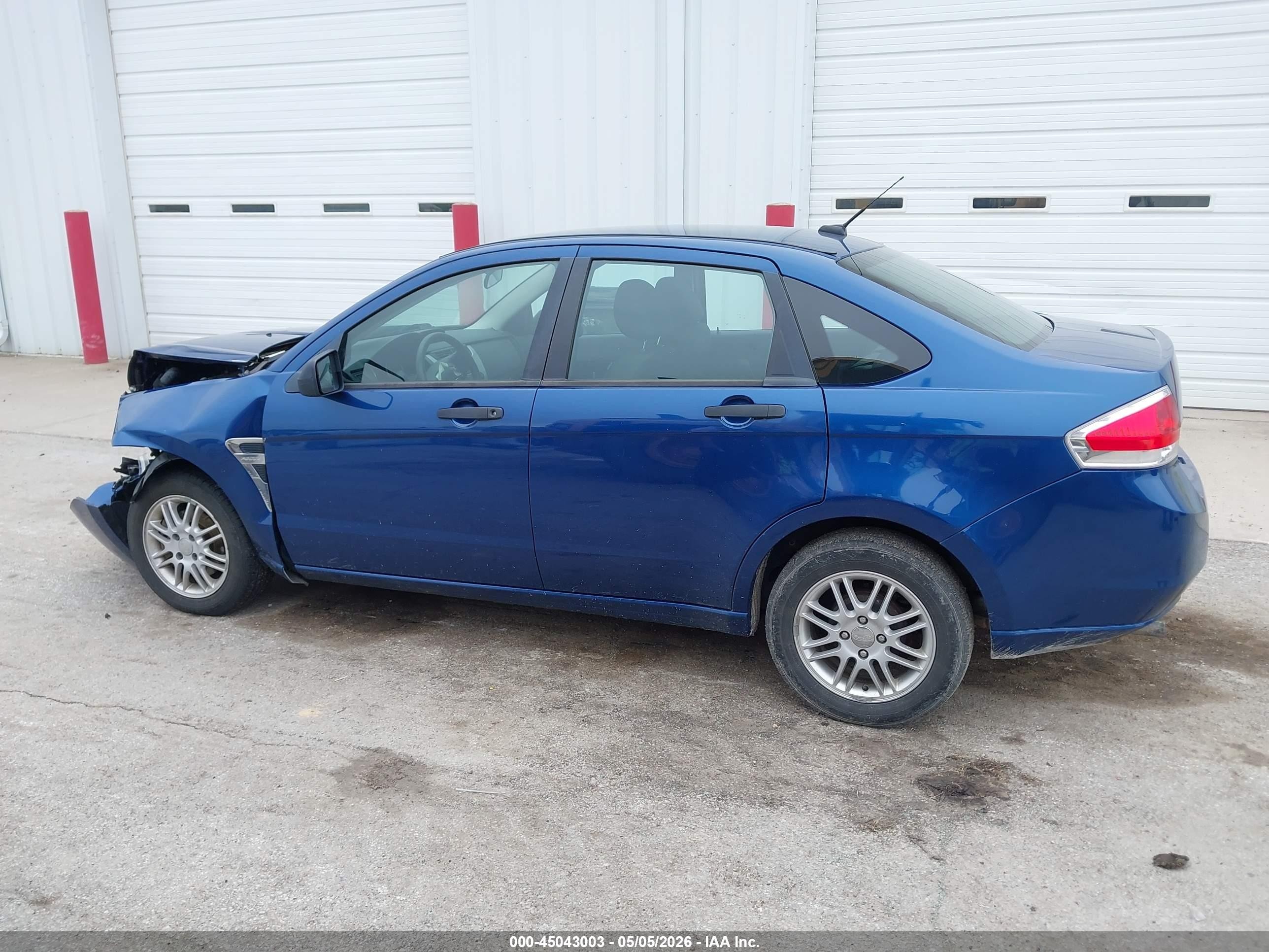 2008 Ford Focus Se/ses Blue vin: 1FAHP35N98W227335