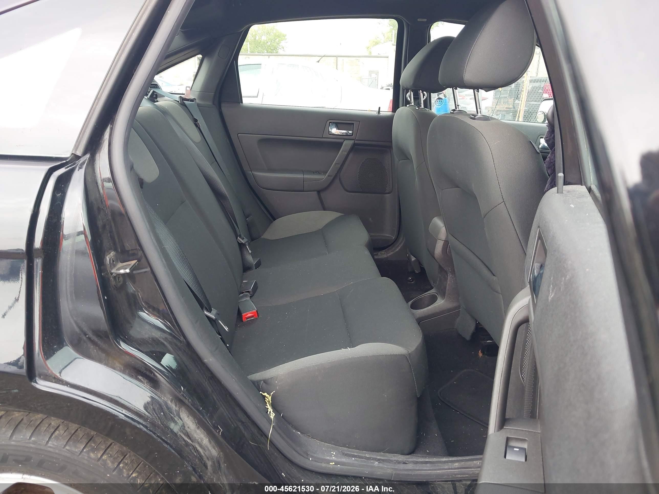 2008 Ford Focus Se/ses Black vin: 1FAHP35N98W241753