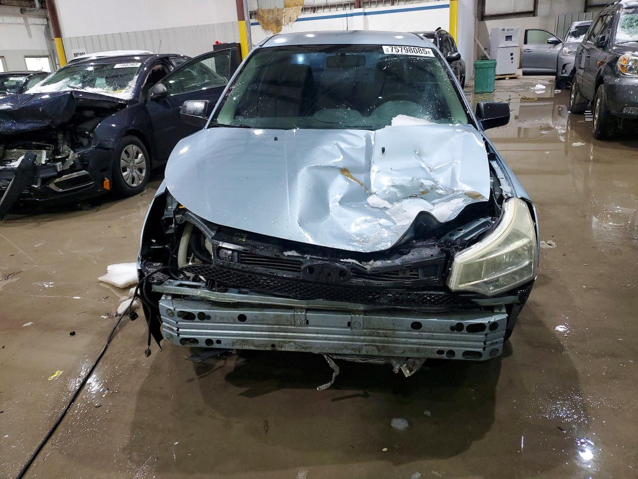 2008 Ford Focus Se Blue vin: 1FAHP35N98W245589