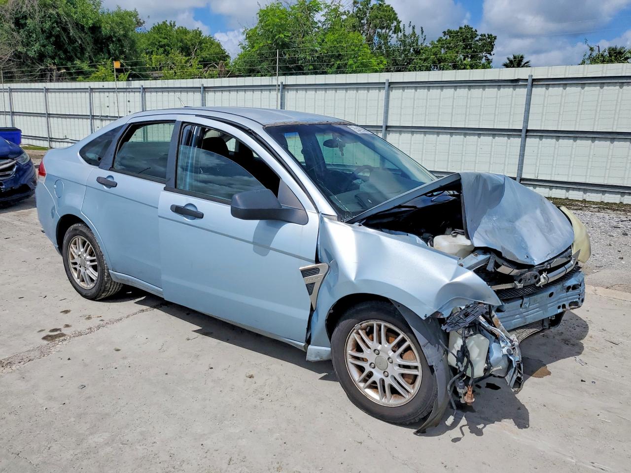 2008 Ford Focus Se Blue vin: 1FAHP35N98W270251