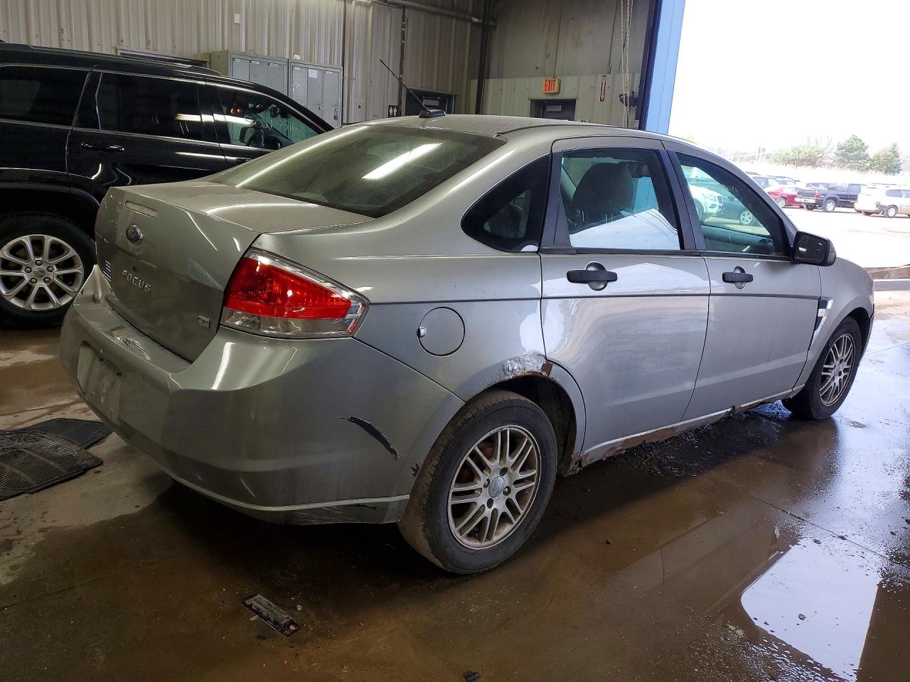 2008 Ford Focus Se/sel/ses Silver vin: 1FAHP35N98W274025