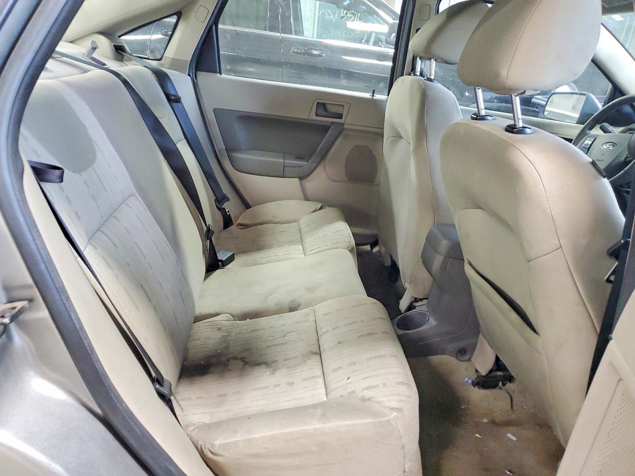 2008 Ford Focus Se/sel/ses Silver vin: 1FAHP35N98W274025
