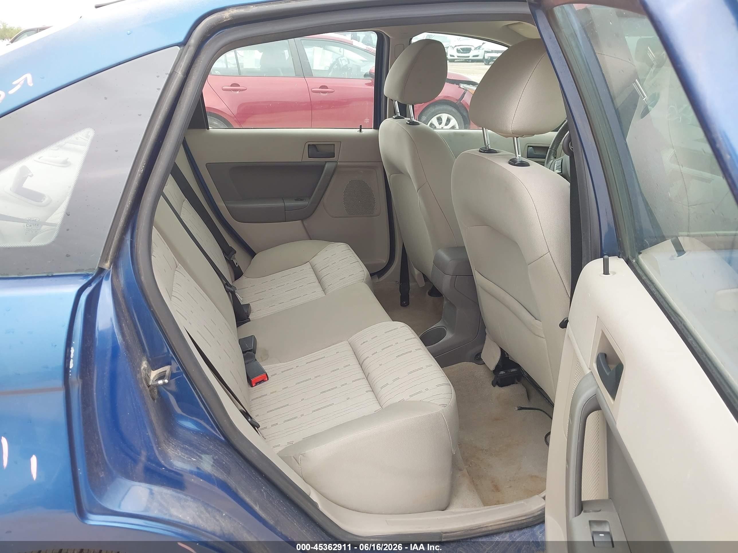 2008 Ford Focus Se/ses Blue vin: 1FAHP35N98W282089
