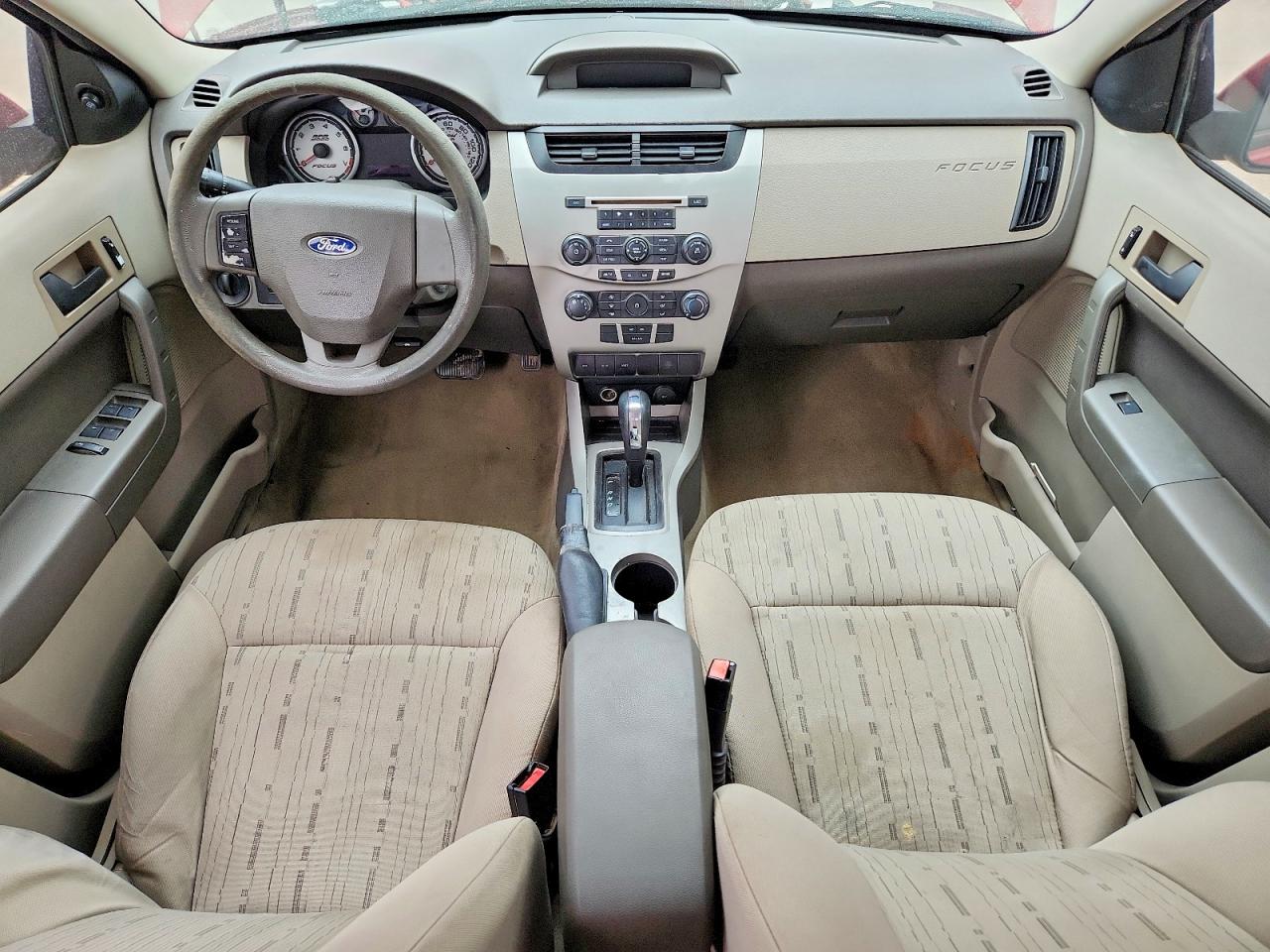 2009 Ford Focus Se Красный vin: 1FAHP35N99W101459