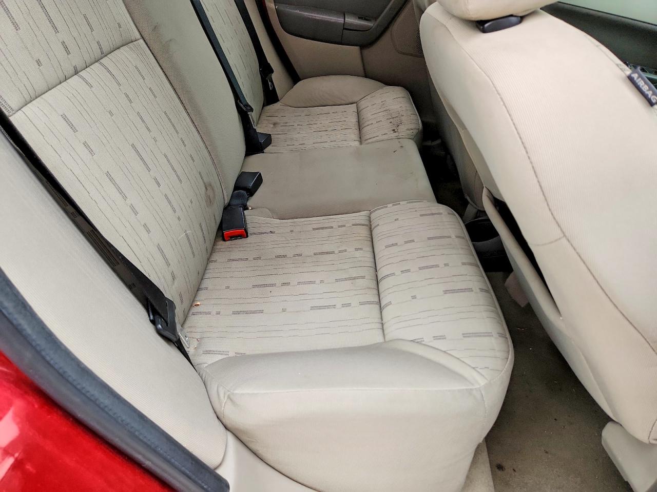2009 Ford Focus Se Красный vin: 1FAHP35N99W101459