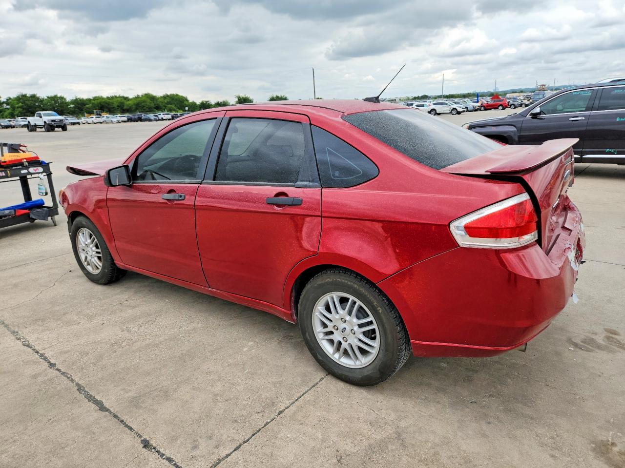 2009 Ford Focus Se Красный vin: 1FAHP35N99W101459