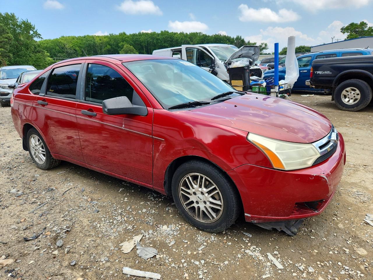 2009 Ford Focus Se Red vin: 1FAHP35N99W109187