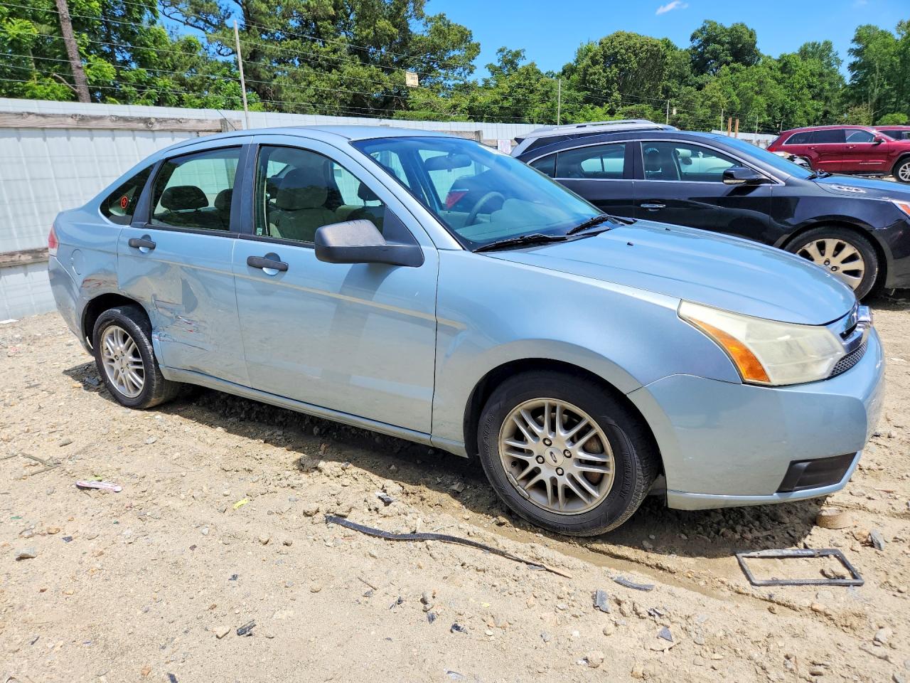 2009 Ford Focus Se Blue vin: 1FAHP35N99W116110