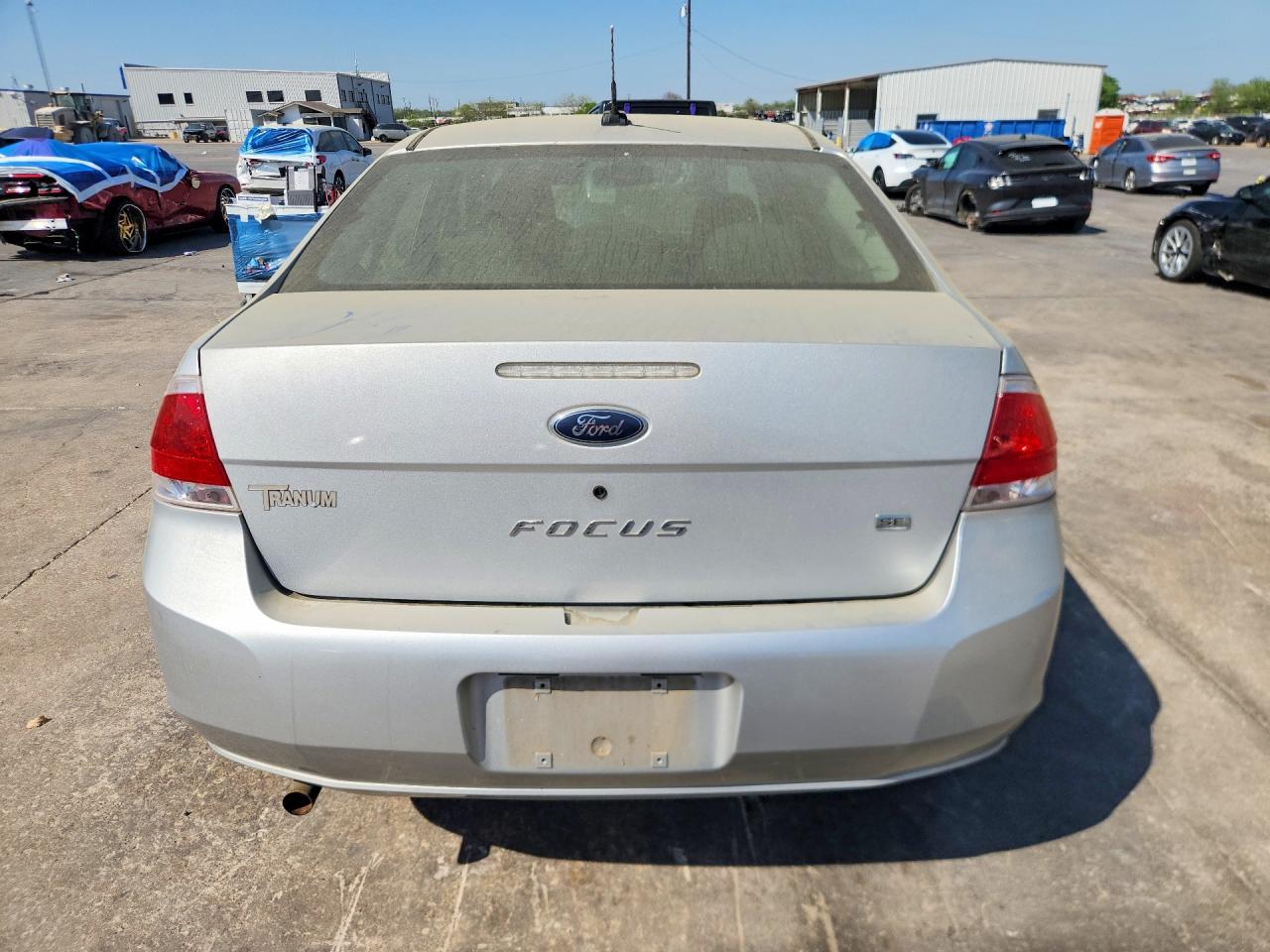 2009 Ford Focus Se Серебряный vin: 1FAHP35N99W152864