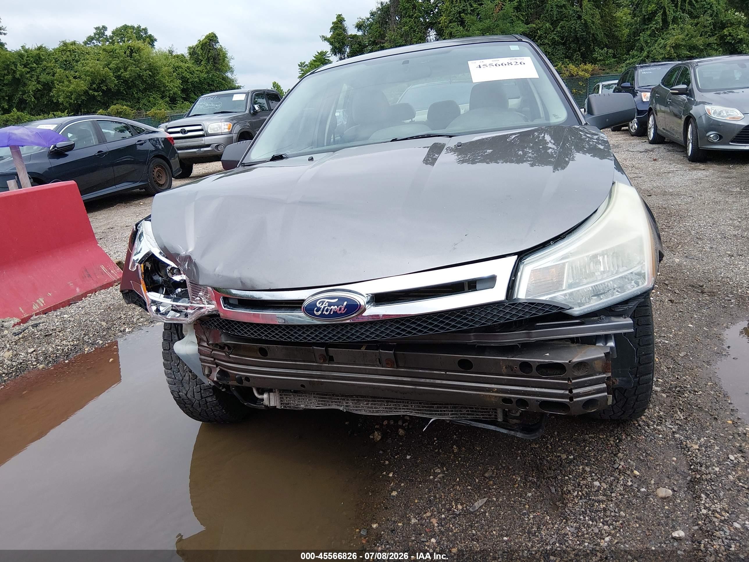 2009 Ford Focus Se Gray vin: 1FAHP35N99W222167