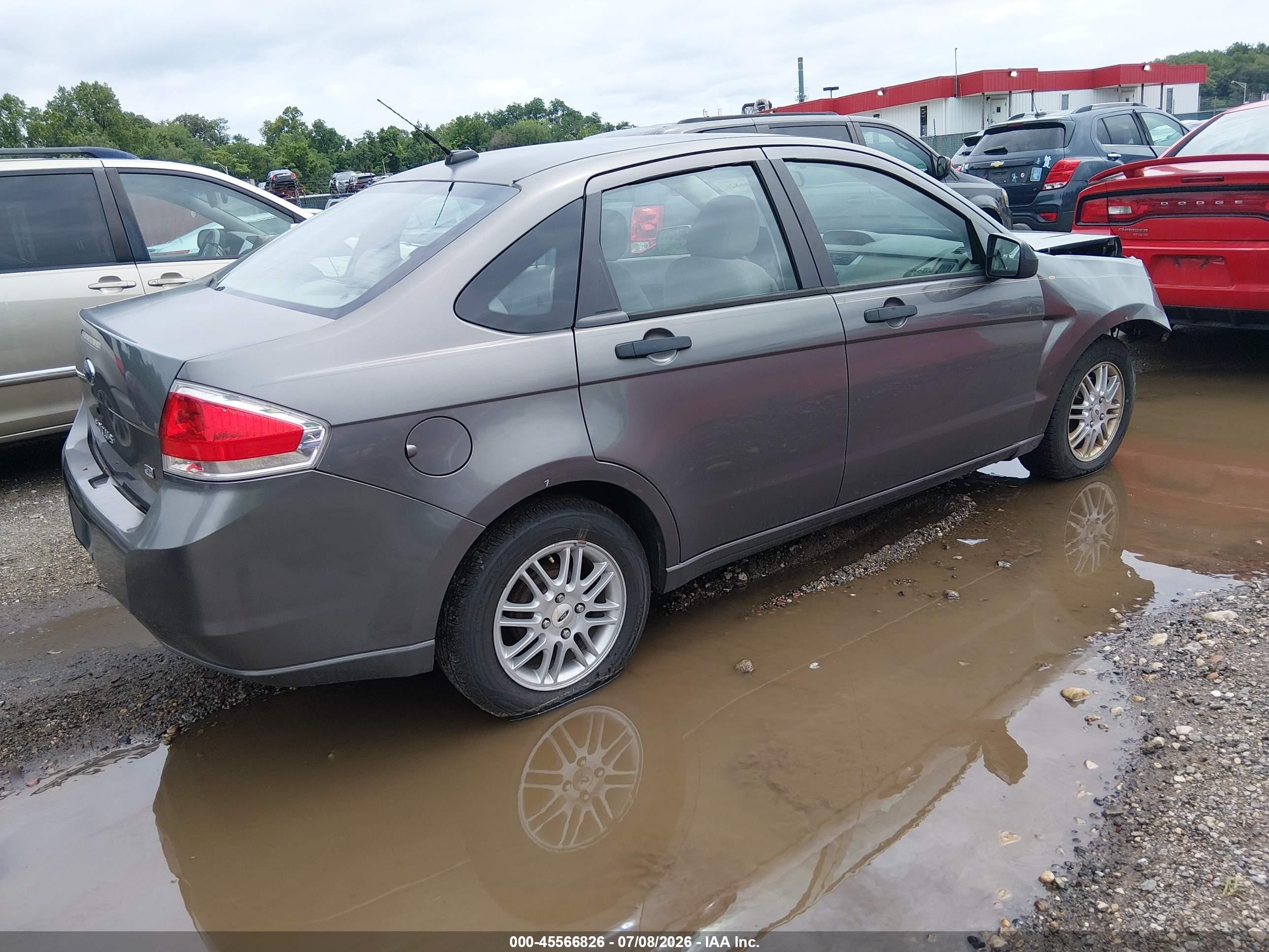 2009 Ford Focus Se Gray vin: 1FAHP35N99W222167