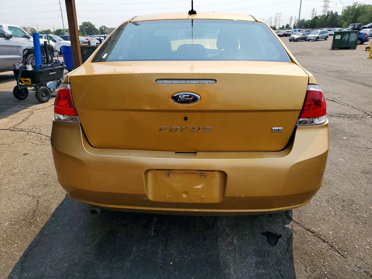2009 Ford Focus Se Gold vin: 1FAHP35N99W231824