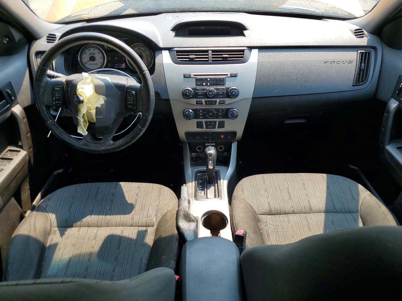 2009 Ford Focus Se Gold vin: 1FAHP35N99W231824