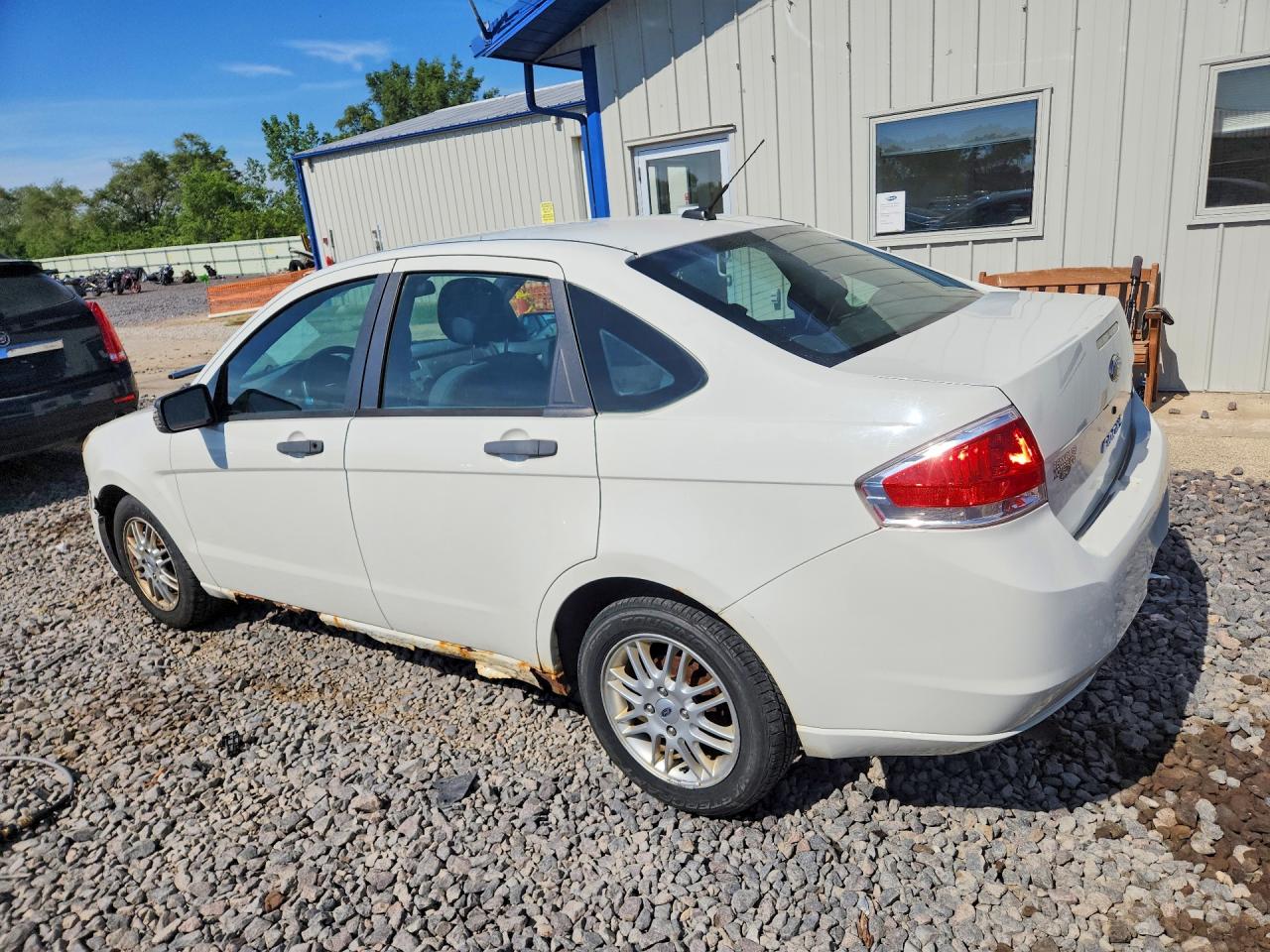 2009 Ford Focus Se White vin: 1FAHP35N99W259204