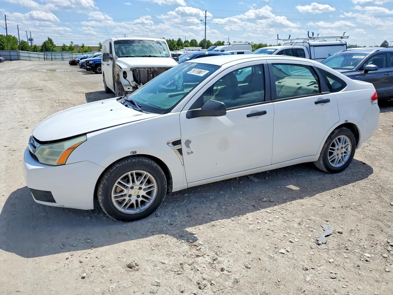 1FAHP35NX8W120875