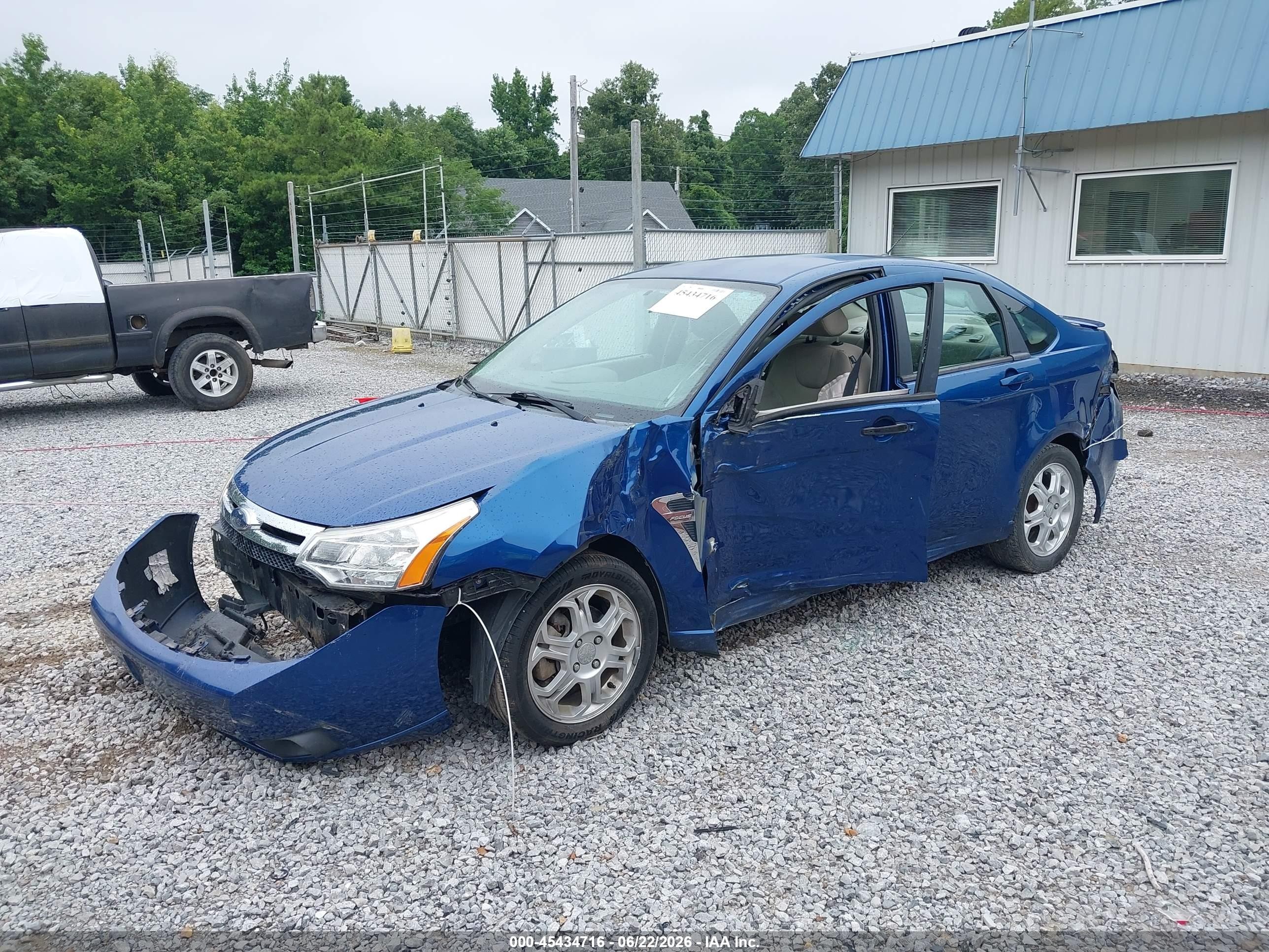 2008 Ford Focus Se/ses Blue vin: 1FAHP35NX8W132735