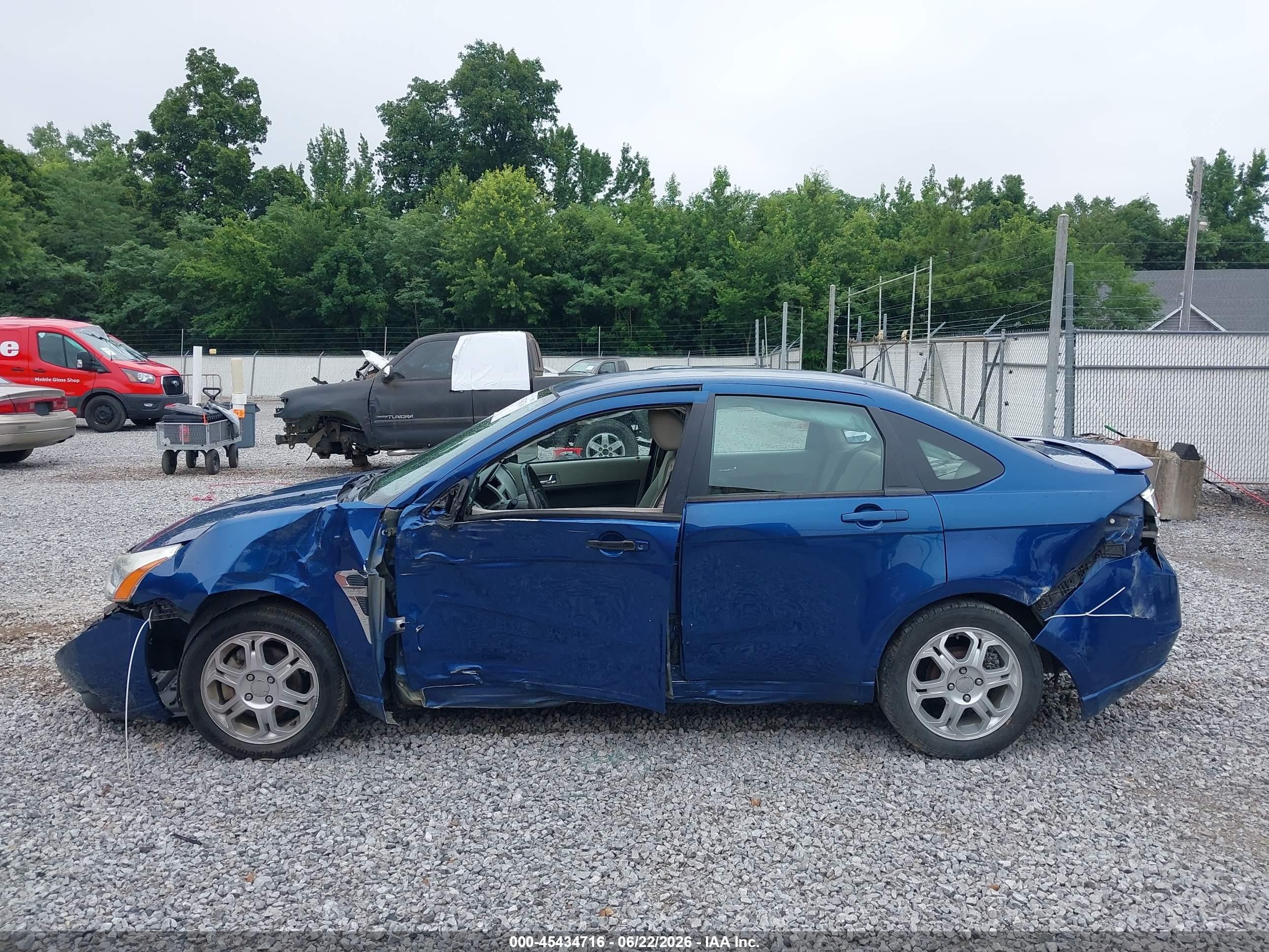 2008 Ford Focus Se/ses Blue vin: 1FAHP35NX8W132735