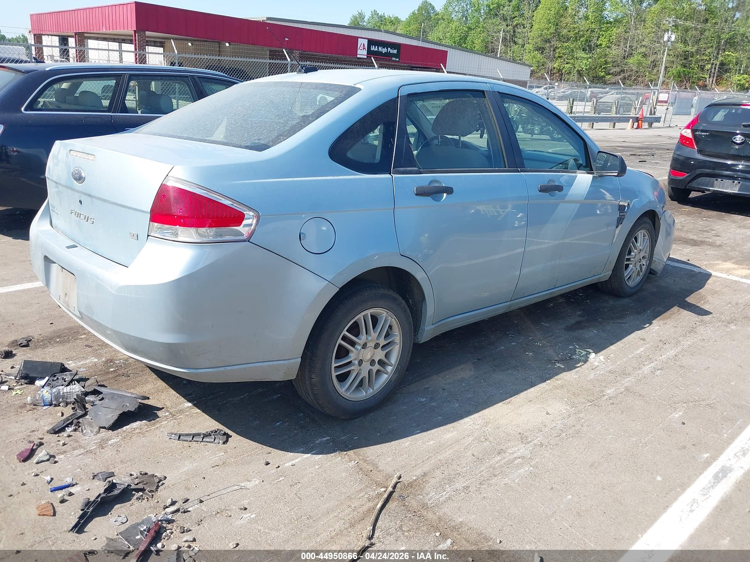 2008 Ford Focus Se/ses Light Blue vin: 1FAHP35NX8W175052
