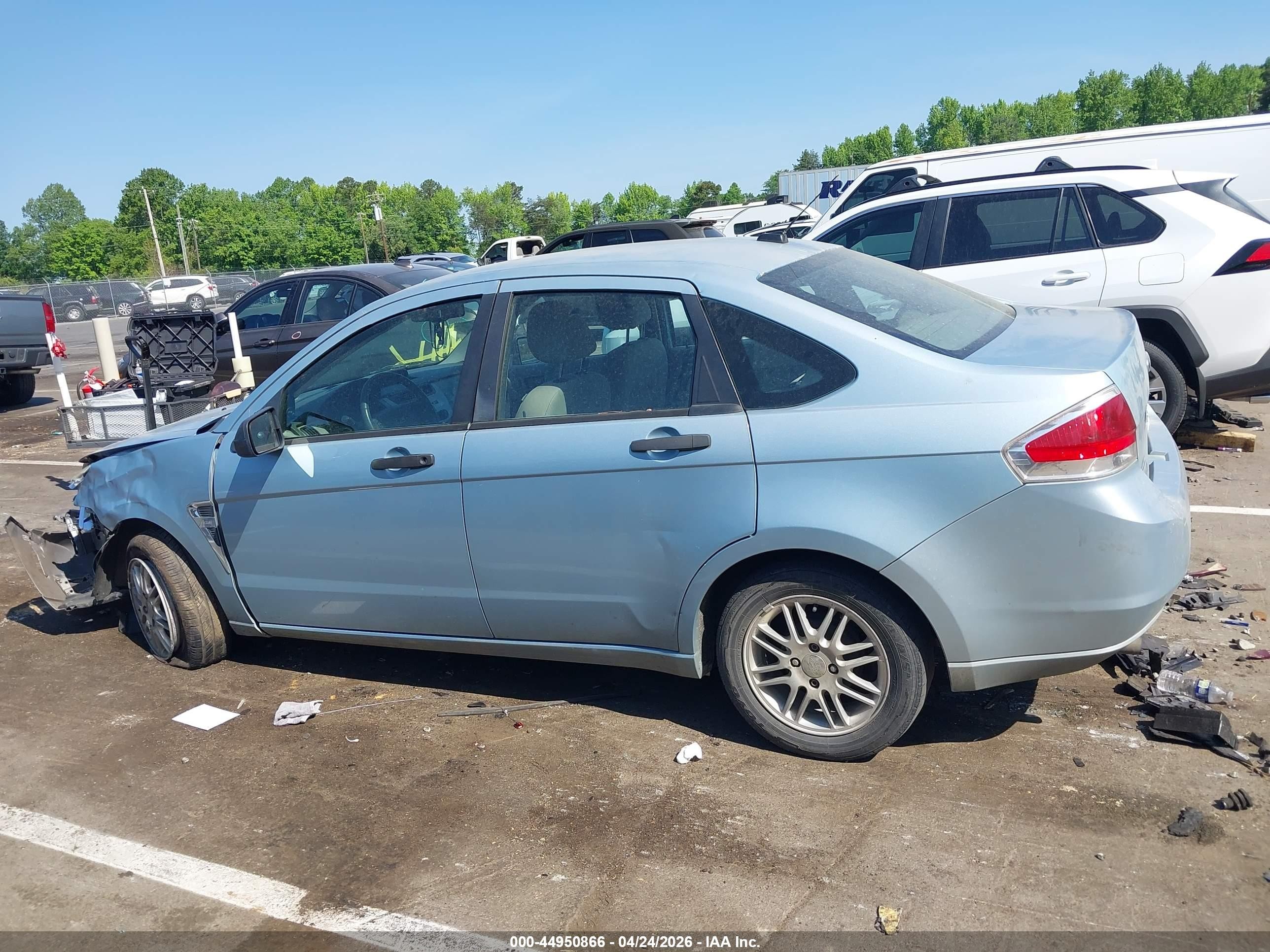 2008 Ford Focus Se/ses Light Blue vin: 1FAHP35NX8W175052