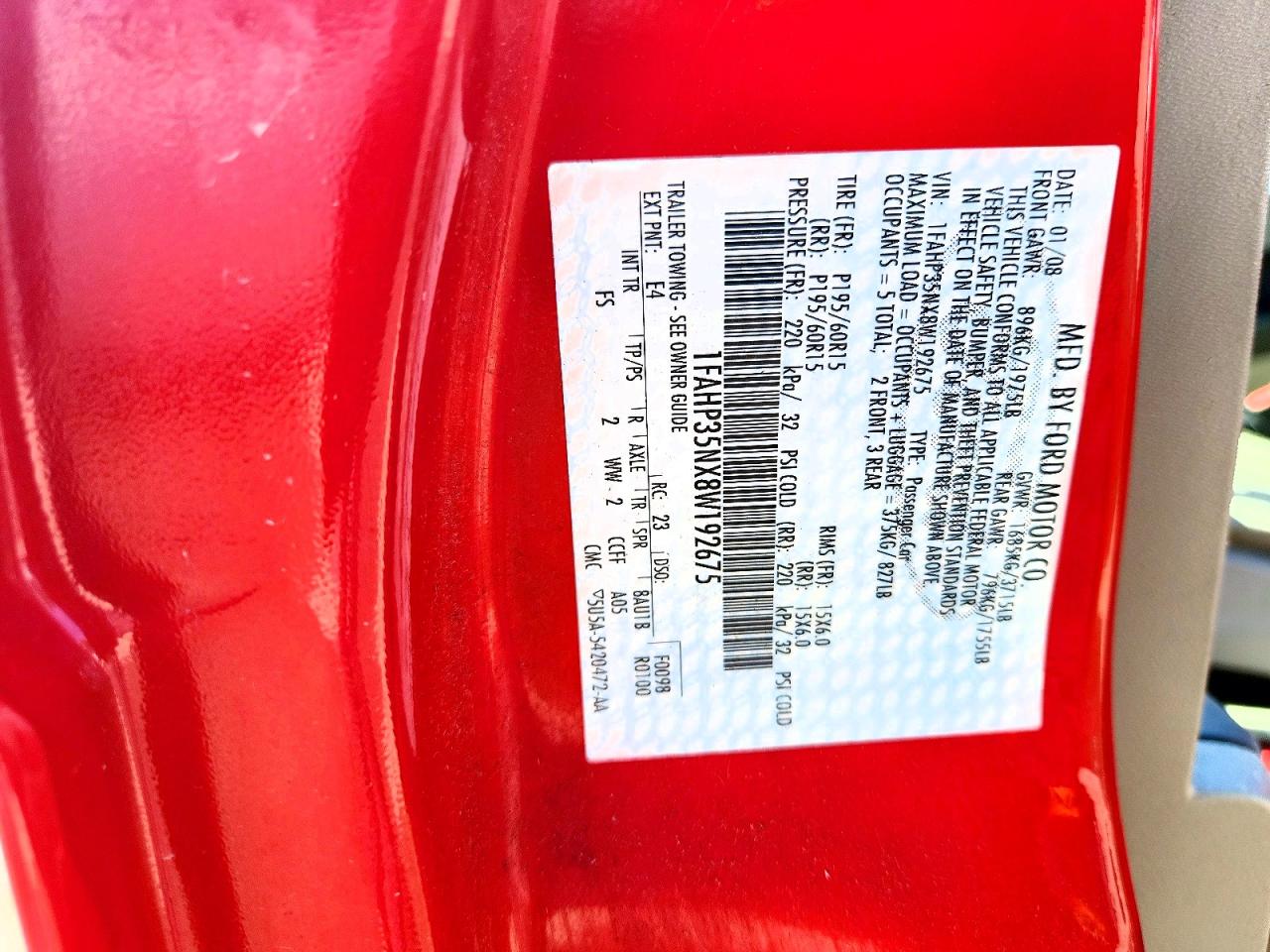 2008 Ford Focus Se Red vin: 1FAHP35NX8W192675
