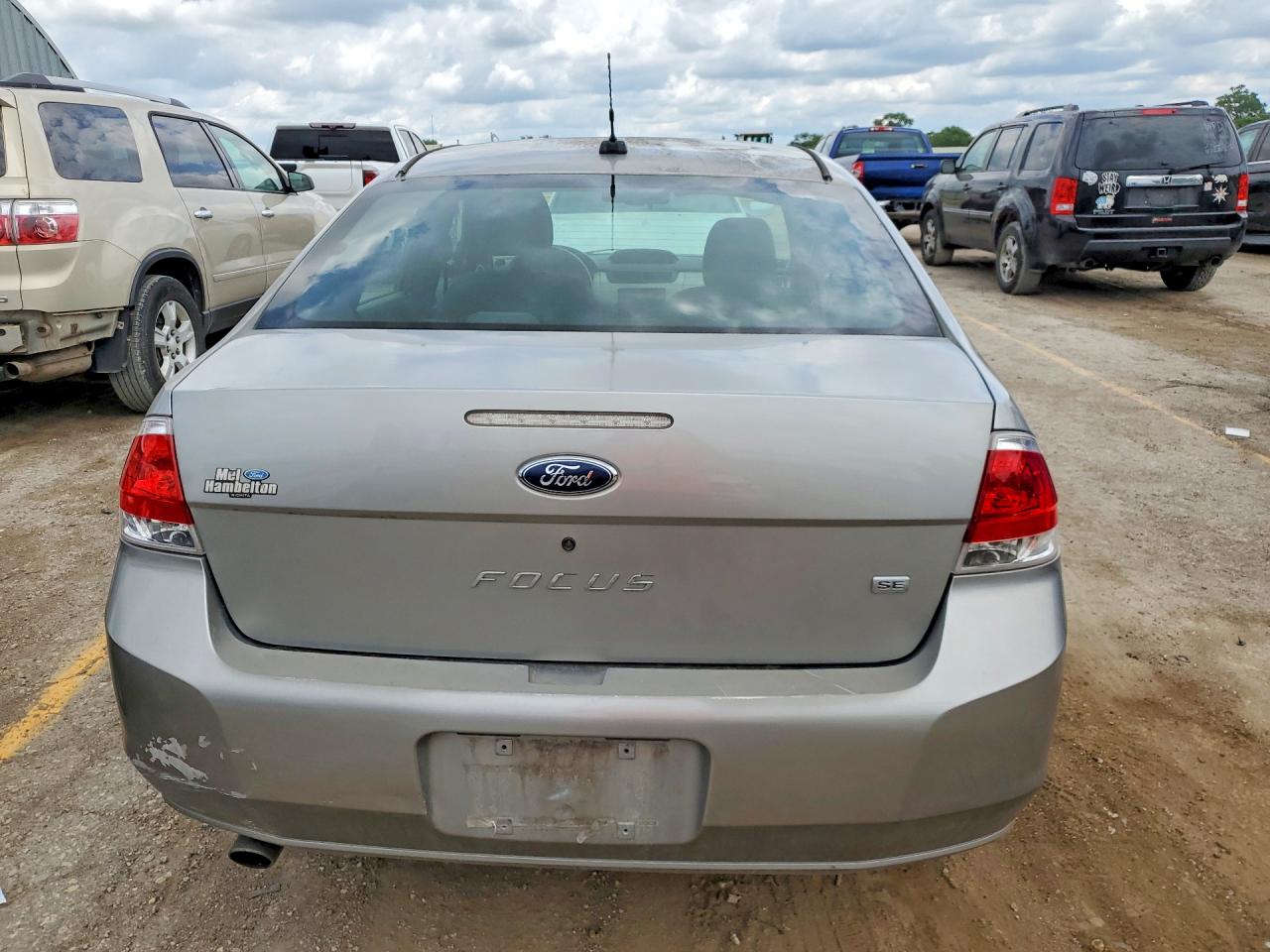 2008 Ford Focus Tan vin: 1FAHP35NX8W261476