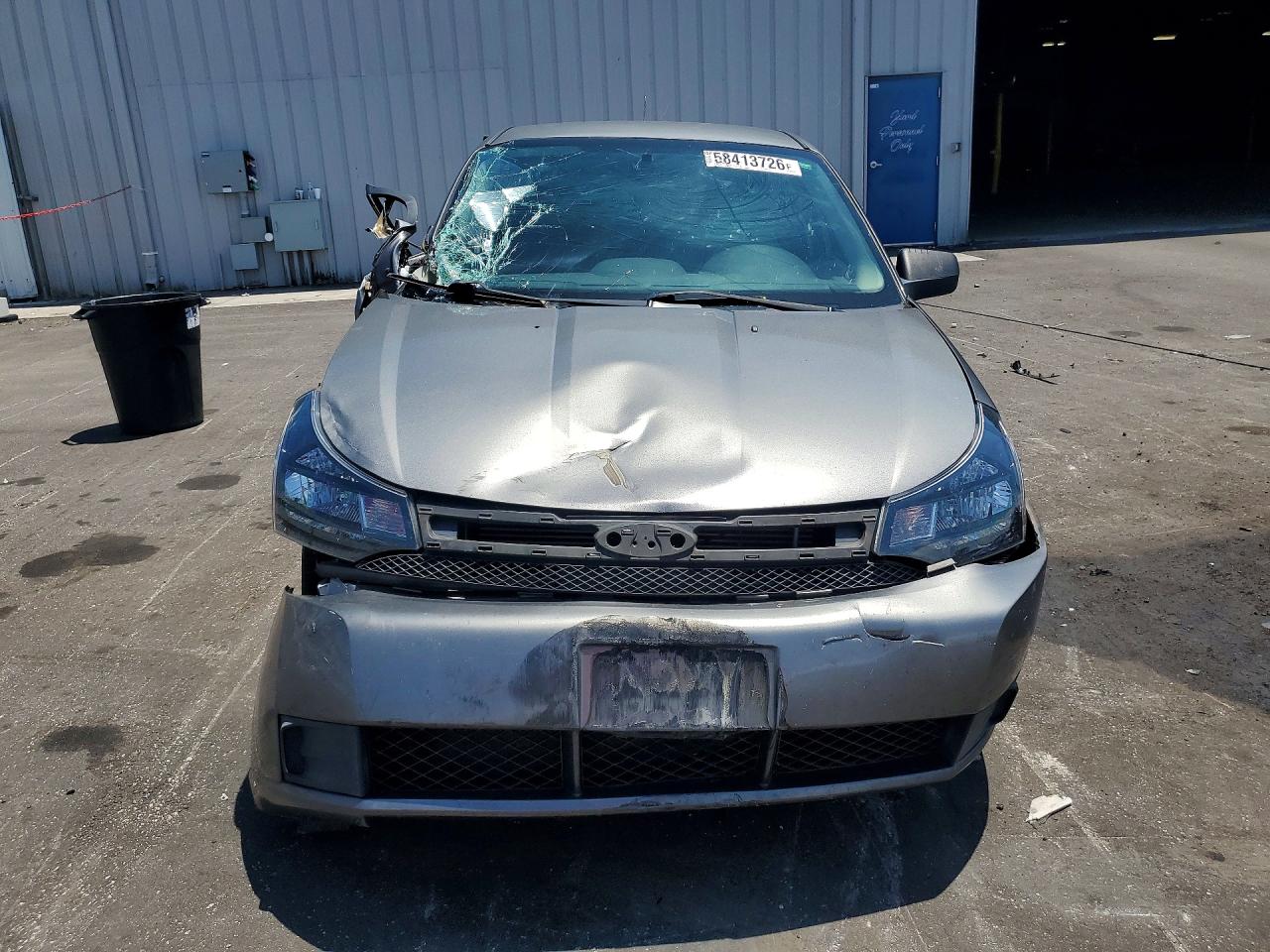 2009 Ford Focus Se Gray vin: 1FAHP35NX9W129559