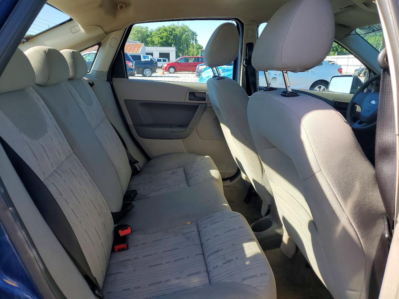 2009 Ford Focus Se Blue vin: 1FAHP35NX9W233176